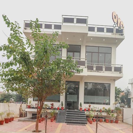 Hotel O Taj Classic Tājganj Eksteriør billede