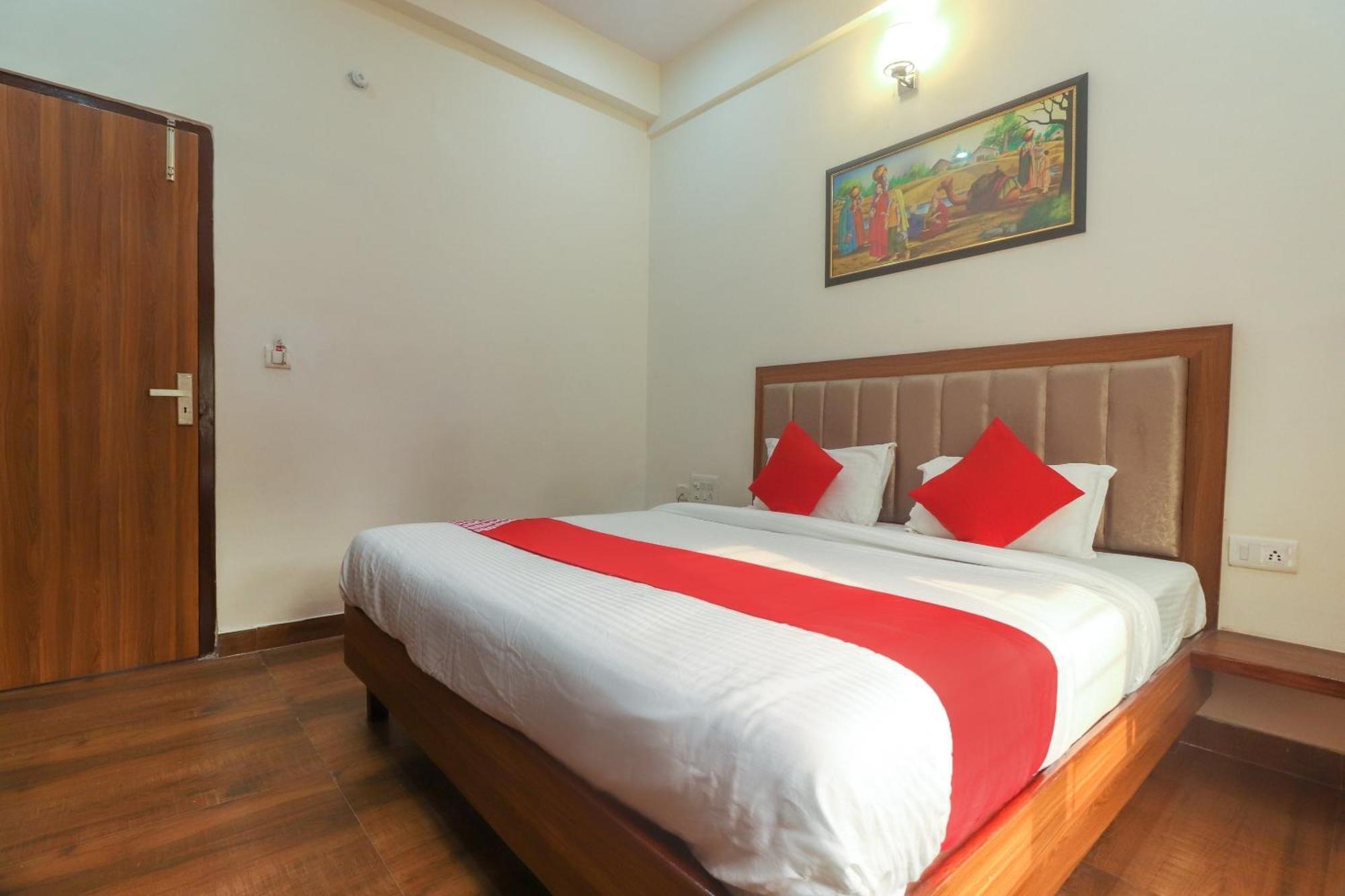 Hotel O Taj Classic Tājganj Eksteriør billede