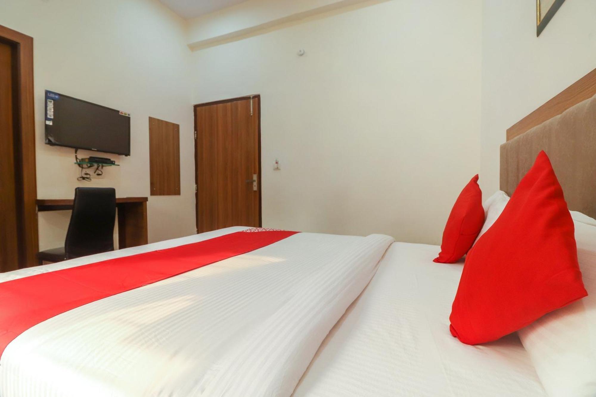 Hotel O Taj Classic Tājganj Eksteriør billede